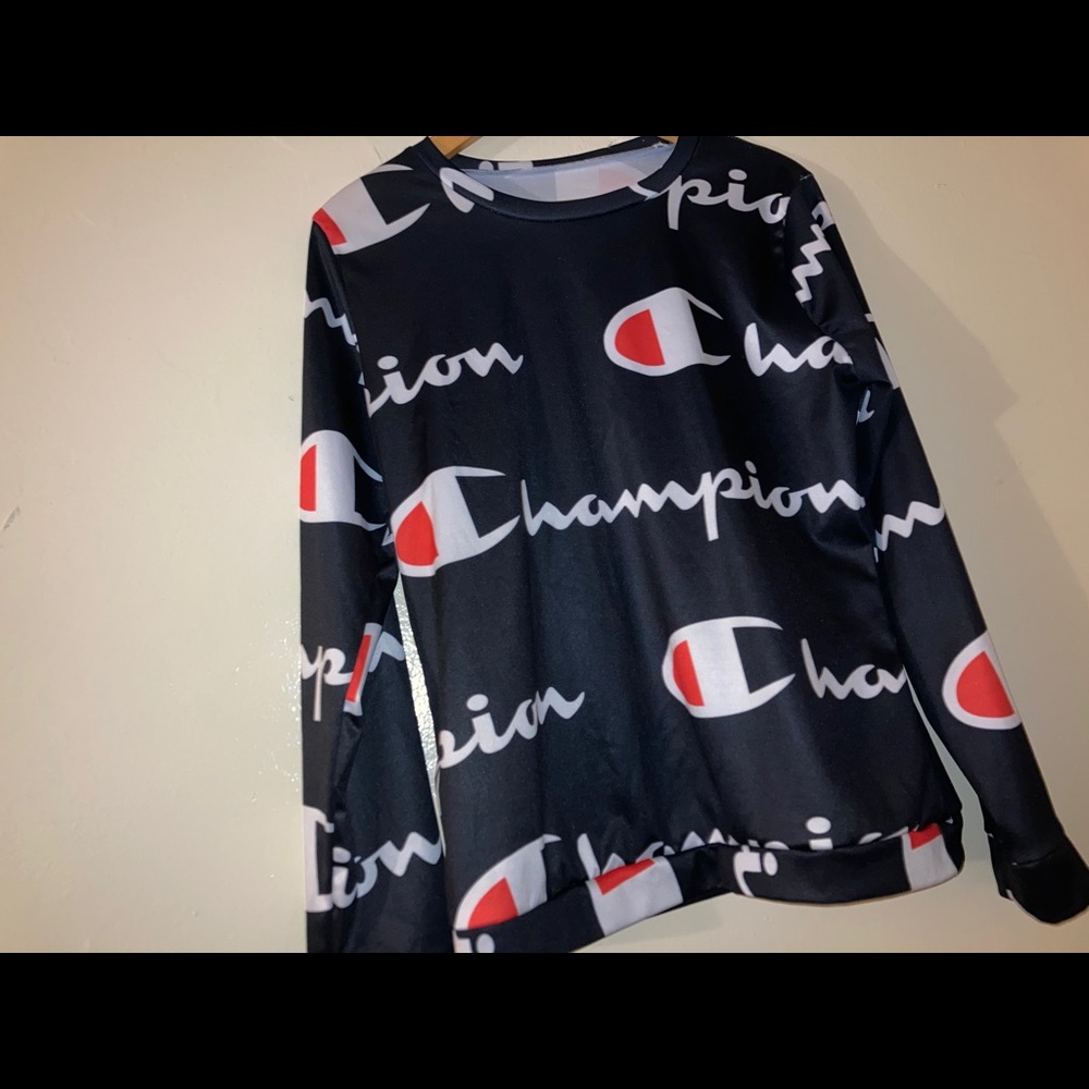 Champion long sleeve shirt
